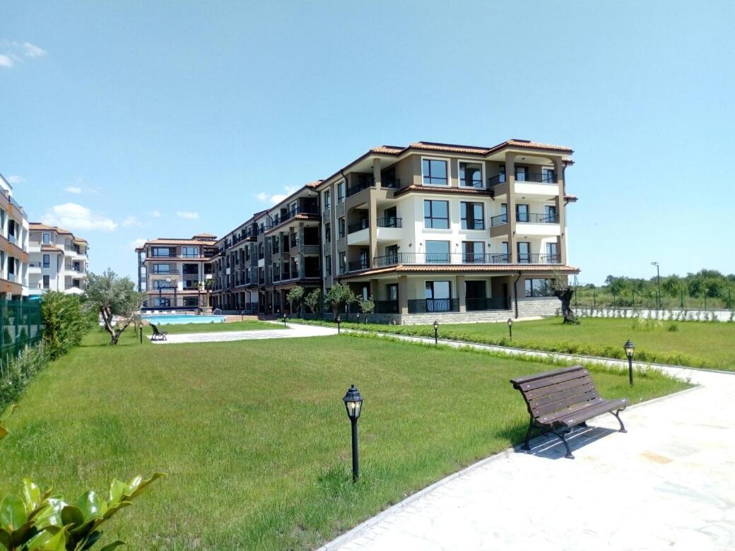 Burgas Beach Resort 2 Apartments ภายนอก รูปภาพ