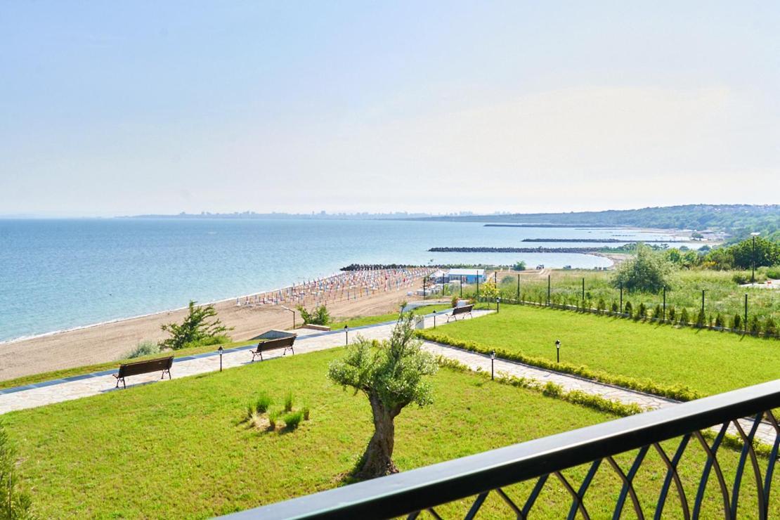 Burgas Beach Resort 2 Apartments ภายนอก รูปภาพ